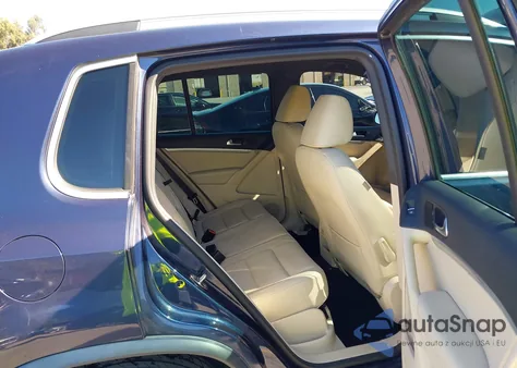 2016 Volkswagen Tiguan R-Line z USA, uszkodzony, nr VIN WVGAV7AX9GW085420